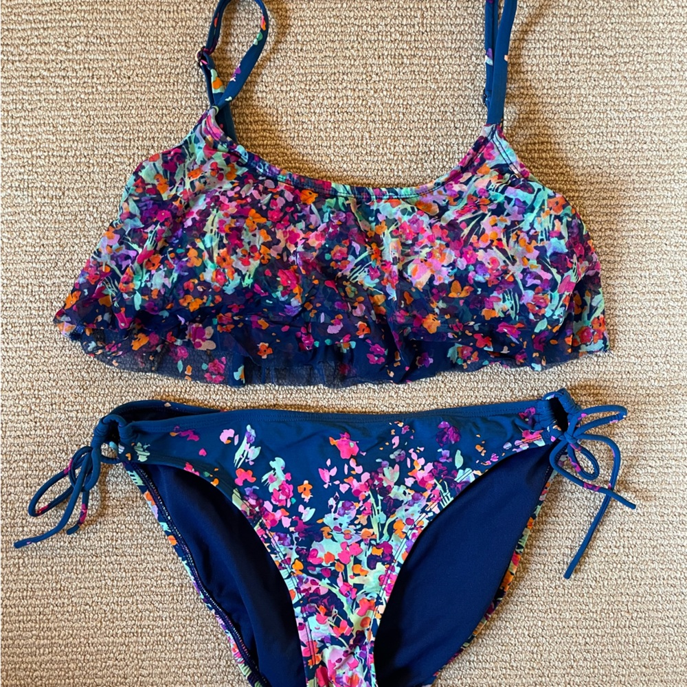 Kenneth Cole Reaction women’s two piece floral bikini